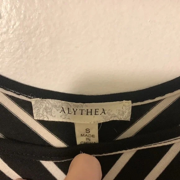 Alythea Dress black and white maxi. Great condition. - Picture 2 of 6